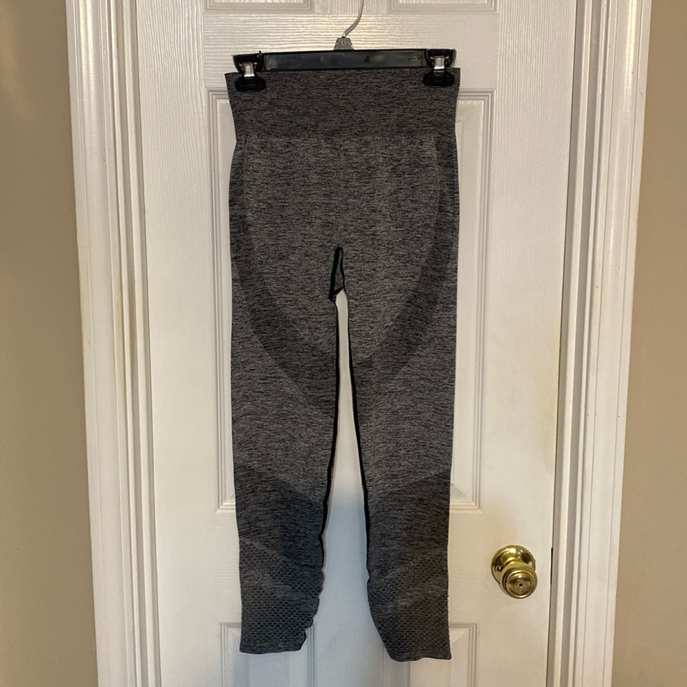PINK Women’s leggings